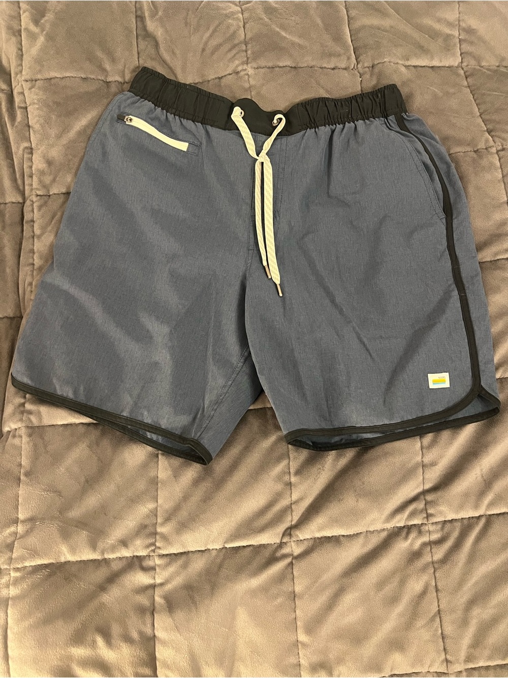 Vuori Men's Blue Athletic
Drawstring Shorts with Black Trim